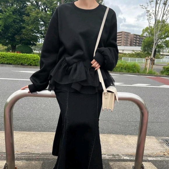 Women's Mesh Patchwork Loose Crew Neck Sweatshirt - Picture 2 of 4